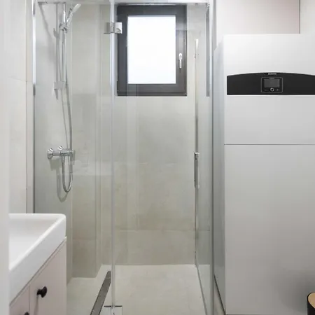 Modern City Residences - Free Private Parking Zagabria Esterno foto