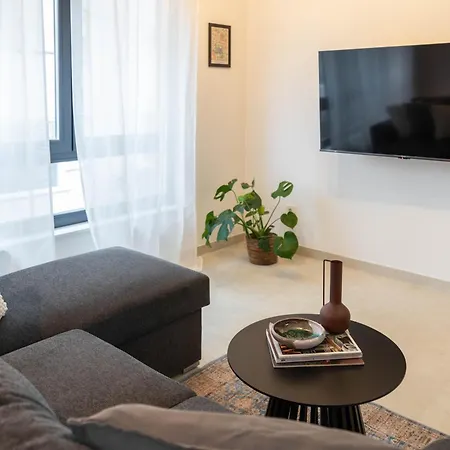 Modern City Residences - Free Private Parking Zagabria Esterno foto