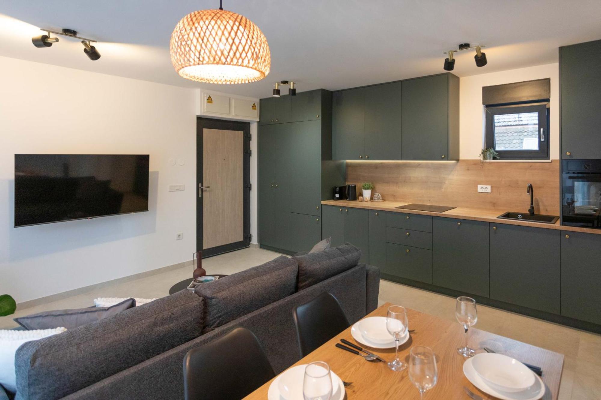 Modern Residences - Free Private Parking Apartman